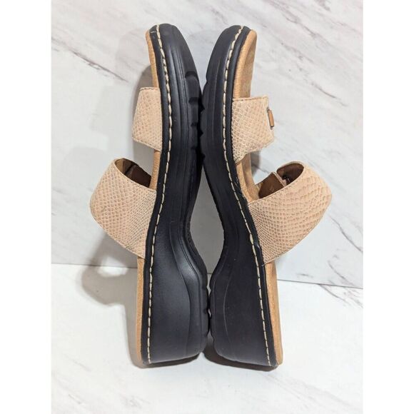 Clarks Collection Women's Tan Cushion Soft 2" Heel Comfort Sandals Size 8.5 - Picture 3 of 8